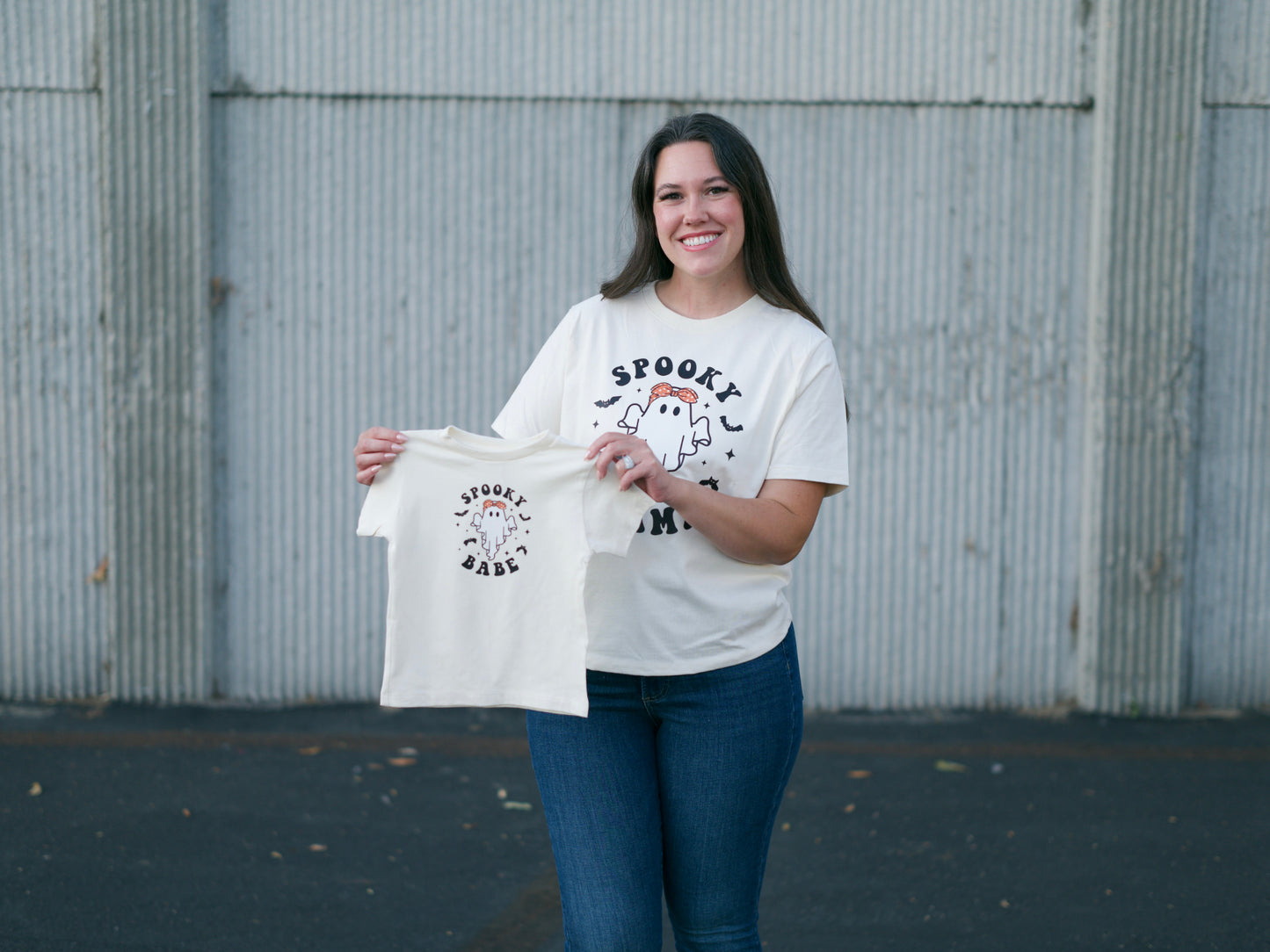 Spooky Mama Crew Cropped Tee (Ivory)