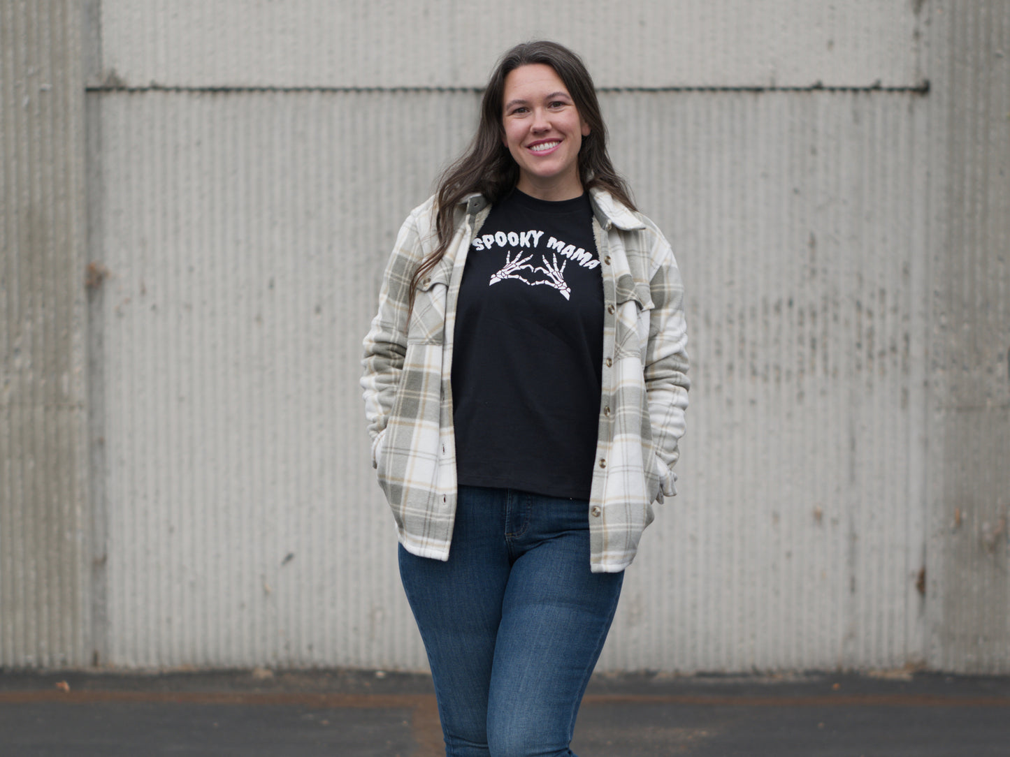 Spooky Mama Crew Cropped Tee (Black)